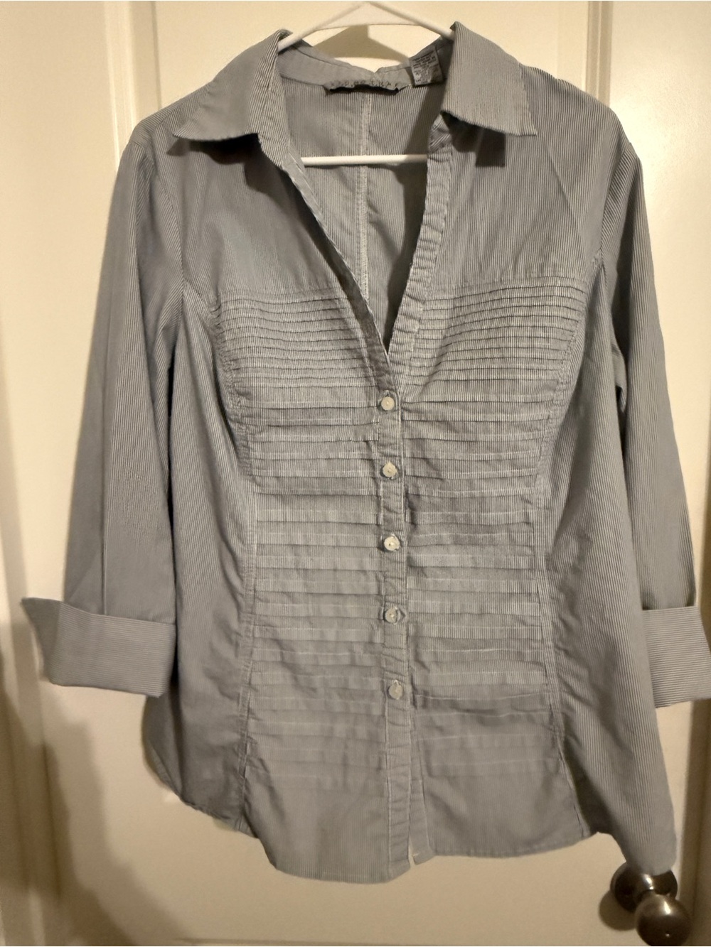 Signature by Larry Levine Blue and White Striped Button-Up Shirt